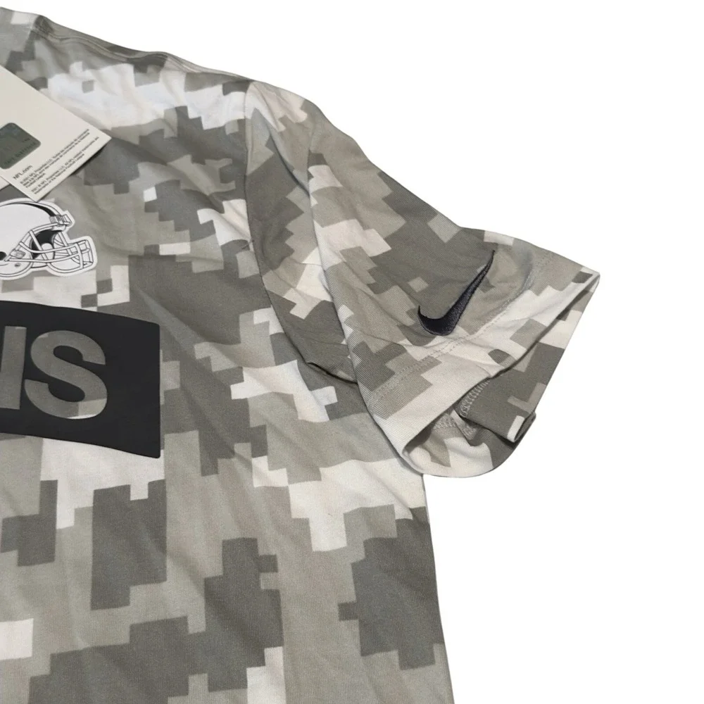 Cleveland Browns Shirt Mens Medium Camo NFL Football Salute Service Nike Dri Fit